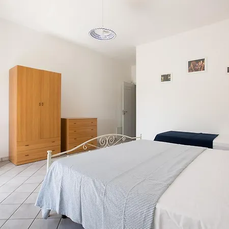 Zaira Holiday home